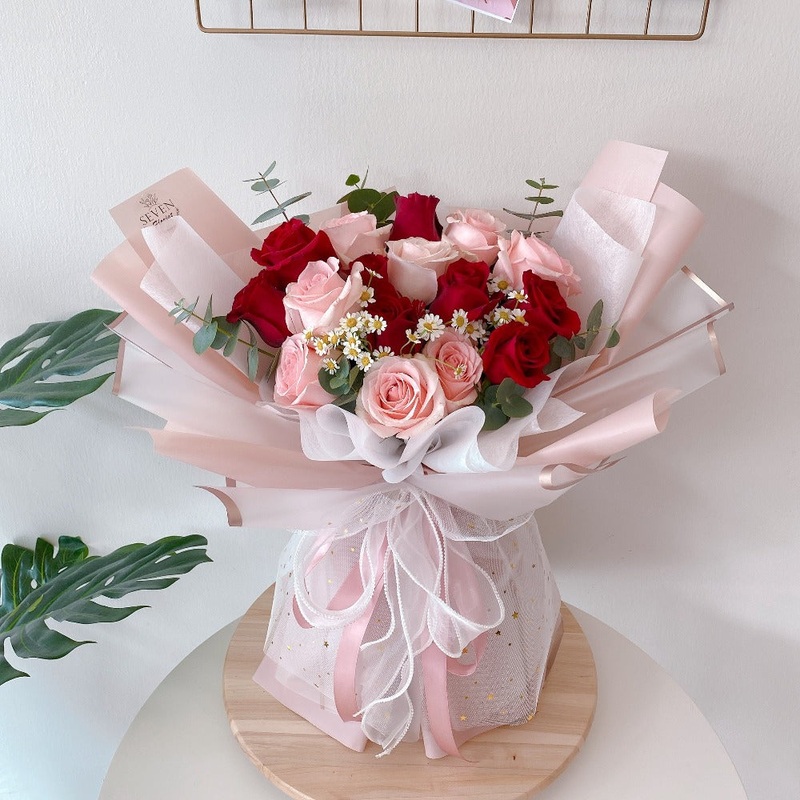 Infinity Flower Bouquet | (Klang Valley Delivery Only)