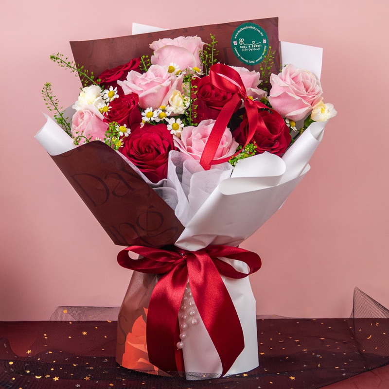 Levaine Bouquet (Fresh Flower)