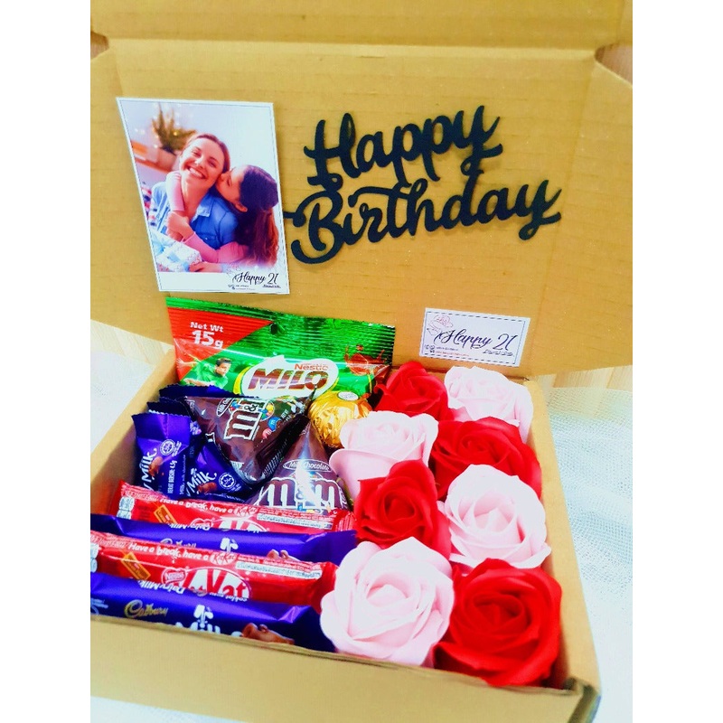 Mix Soap Roses With Chocolates Gift Box