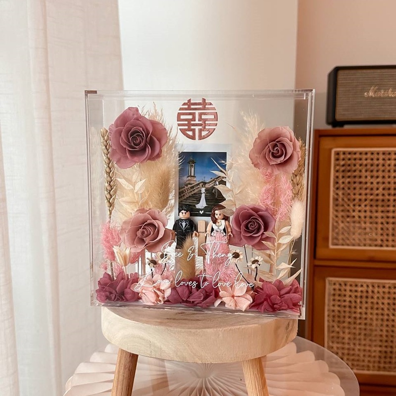 Ariya Acrylic Box Frame (Klang Valley Delivery)
