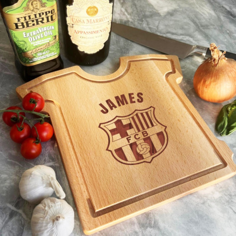 FC Barcelona Football Fan Personalised Gift T-Shirt Chopping Serving Board – The Card Zoo