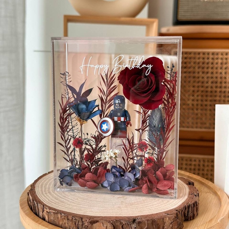 Carter Preserved Flower Frame (Klang Valley Delivery Only)