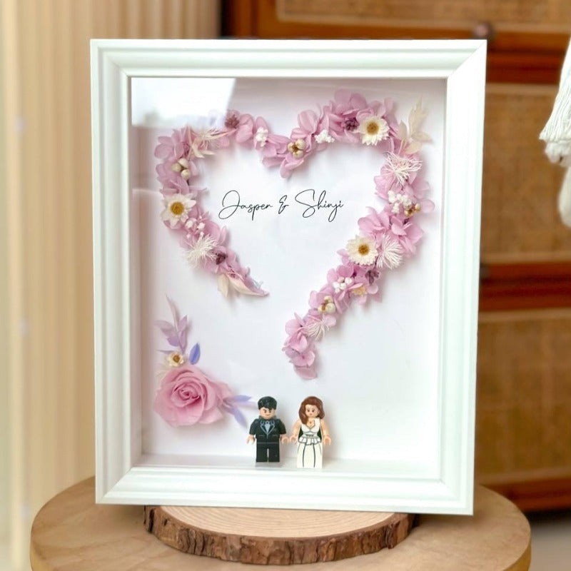 Elianna Preserved Flower Frame (Klang Valley Delivery)