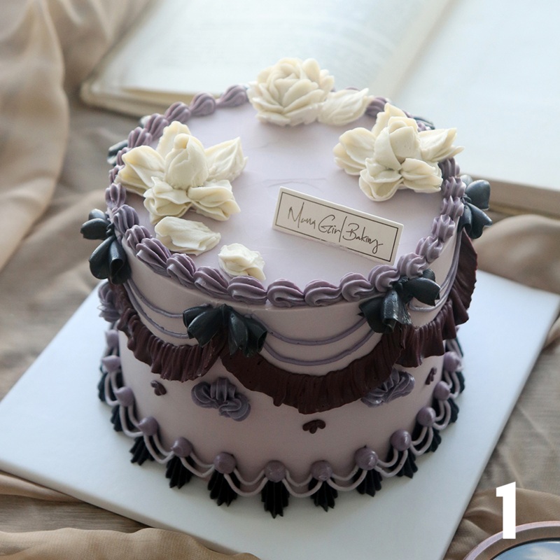 Vintage Love Cake (Klang Valley Delivery)