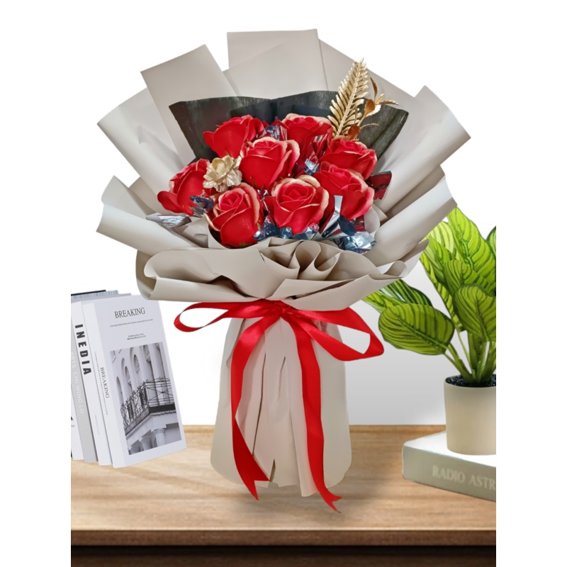 Red Gold Soap Rose Bouquet Artificial Flower(Klang Valley Delivery)
