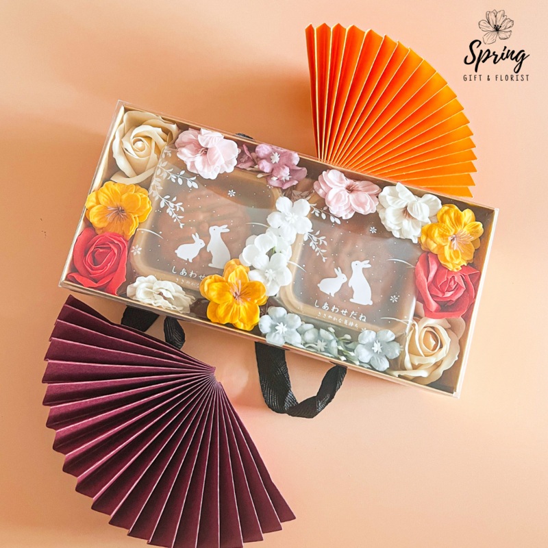 Mid-Autumn: Mooncake Festival | Reunion Mooncake Giftset  | (Klang Valley Delivery Only)