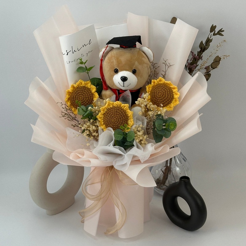 Graduation Bouquet 3 stalks Crochet Sunflower with Bear