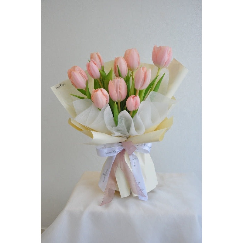 Apricot Flower Bouquet (Fresh Flower) (Klang Valley Delivery Only)