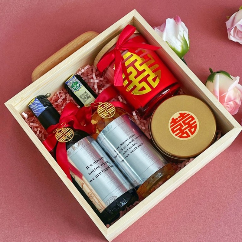 Wedding Betrothal Personalized Wine Gift Set 03 | (West Malaysia Delivery Only)