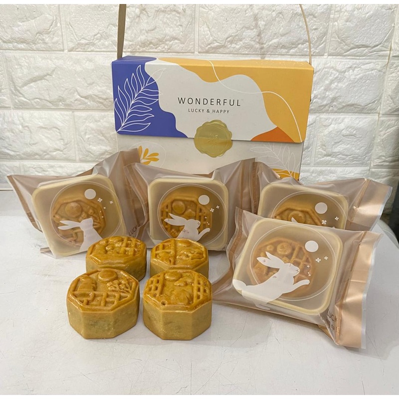 Traditional Baked Mooncake