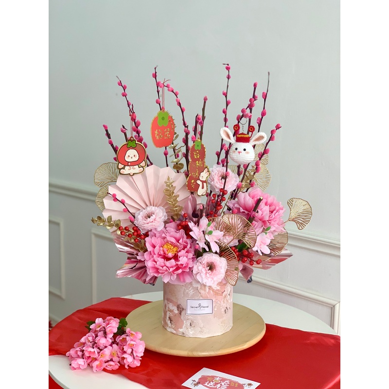 CNY 2023 | Auspicous Rabbit Flower Box []  (Artificial Flower) (Klang Valley Delivery Only)