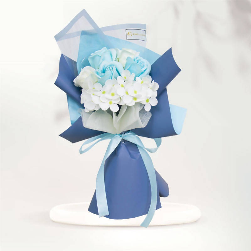 Blue Cynthia Soap Rose Bouquet (Klang Valley Delivery Only)