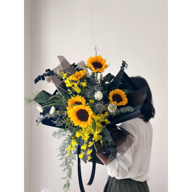 Dannielle Flower Bouquet (Klang Valley Delivery Only)