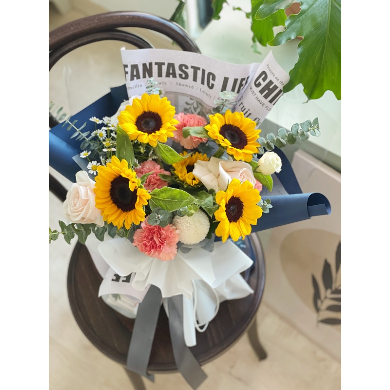 Bree Sunflower Bouquet (Klang Valley Delivery)