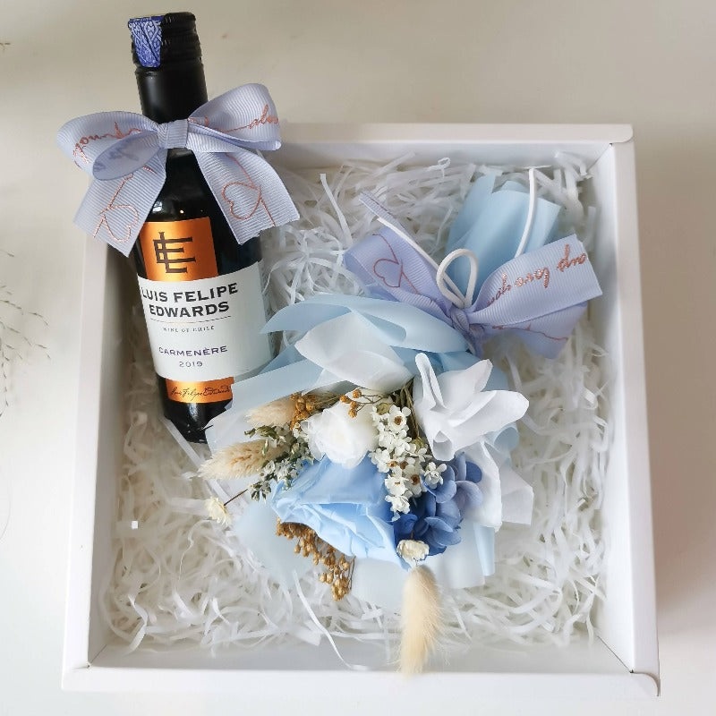 Valentine’s Day 2023 Mine Wine Love Box (Blue) | ( Klang Valley Delivery Only)