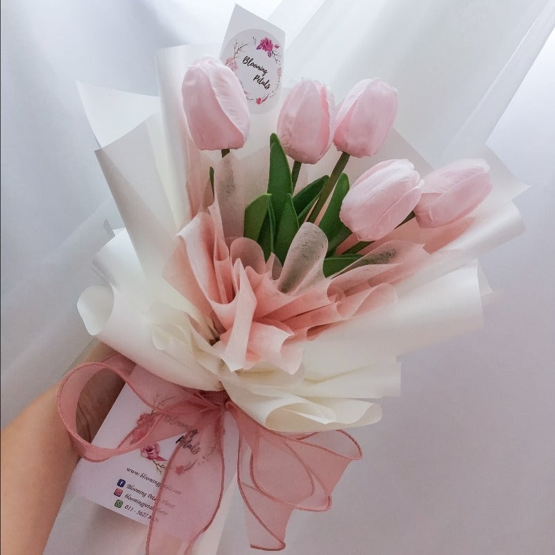 Pink Tulip Soap Flower Bouquet – (Klang Valley Delivery) – Valentine’s Day Flowers & Gifts 2025