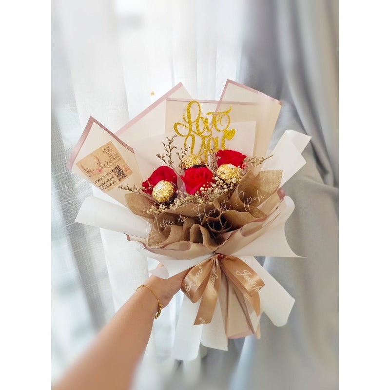 3 Soap Roses with Ferrero Rocher (Ipoh Delivery Only)