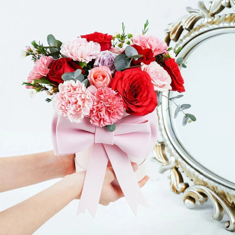 Blooming Marvellous Petite Flower Box (Klang Valley Delivery)