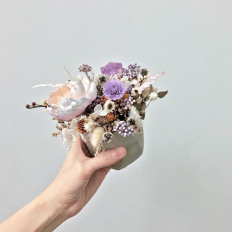 Blossom Diffuser Table Top Flower Arrangement With Ceramic Pot | Option 4 (Johor Delivery Only)