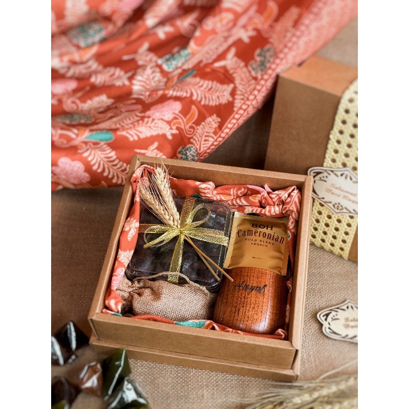 Raya Istimewa (Set A) – Hari Raya Hamper (Nationwide Delivery)