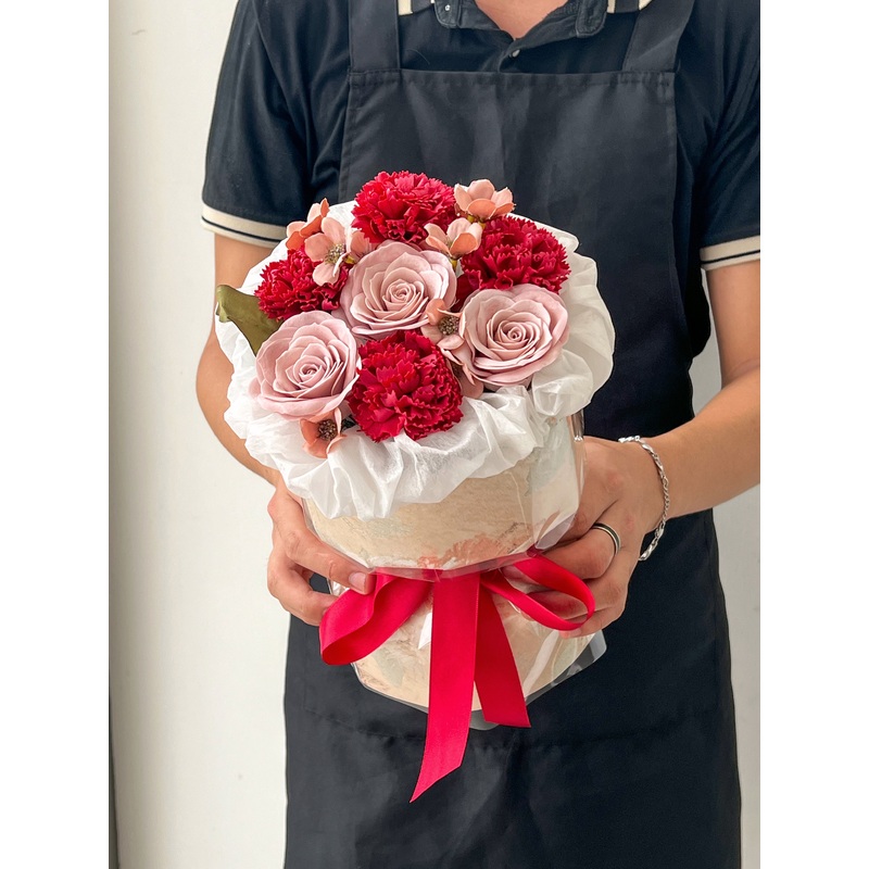Red Carnation Soap Flower Bouquet (Klang Valley Delivery Only)