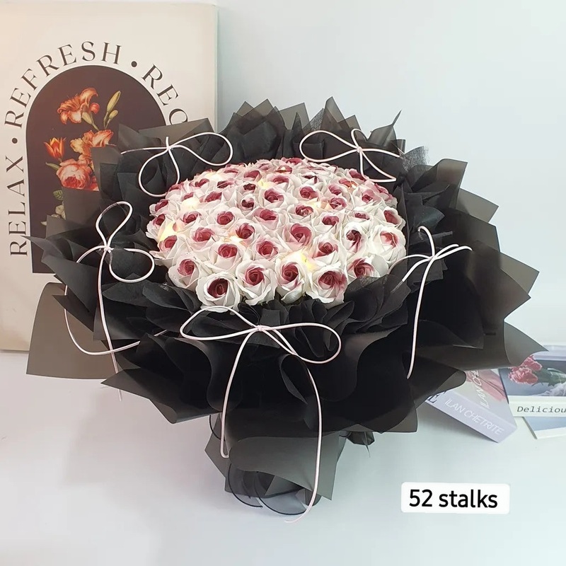 52 stalks Soap Rose Bouquet Romantic Birthday gift  52  Hadiah Hari Jadi Bunga Sabun (West Malaysia Delivery Only)