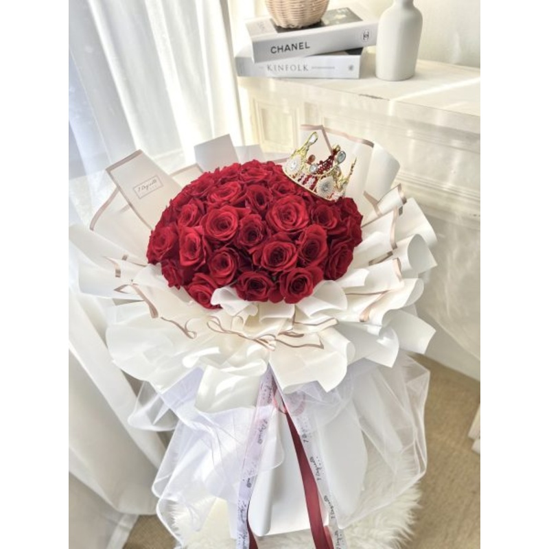 V11 – 50 Red Roses – Fresh Flower Bouquet