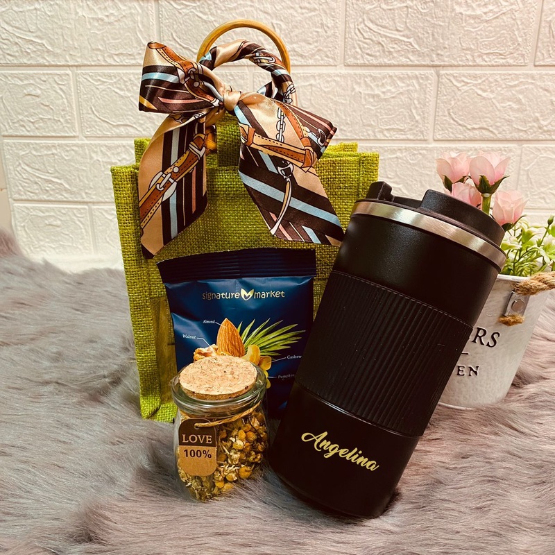 Christmas 2024: Personalised Travel Mug Tumbler with Flower Tea Jars, Wooden Spoon and Mini Jute Bag with Bamboo Handles & Twilly Gift Set (Nationwide Delivery)