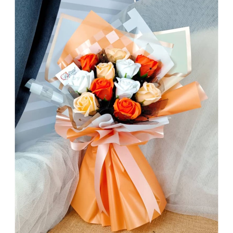 Orange & Champagne Soap Roses Bouquets (Artificial Flower) | (Klang Valley Delivery Only)