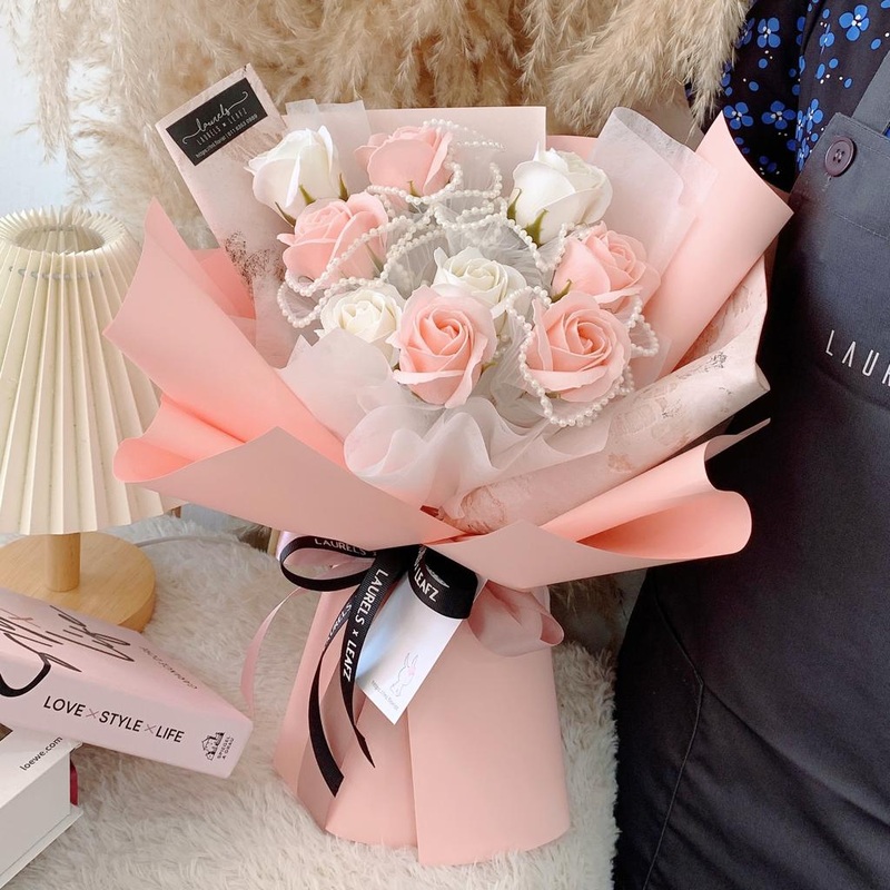QiXi Emilia Artificial Soap Flower Bouquet (Johor Bahru Delivery Only)
