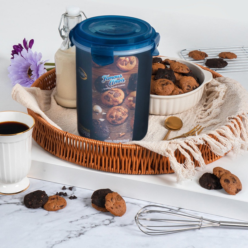 Cookies in Ezylock Container 240g