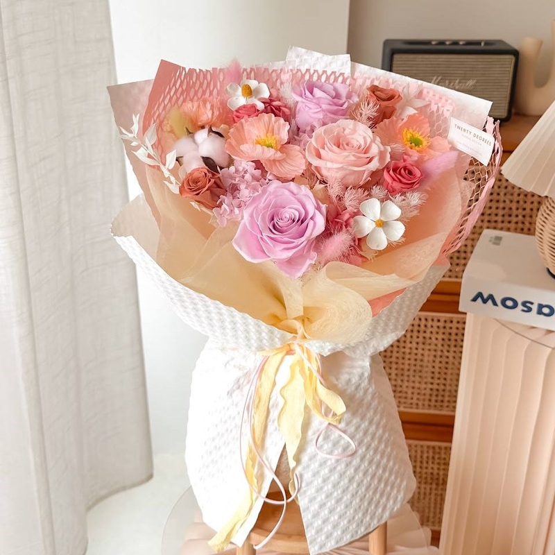 Mariah Preserved Flower Bouquet (Klang Valley Delivery)