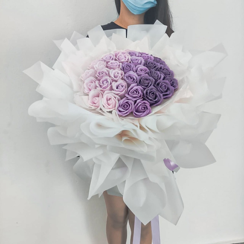 Angela Gradient Artificial Soap Roses Bouquet (Klang Valley Delivery Only)