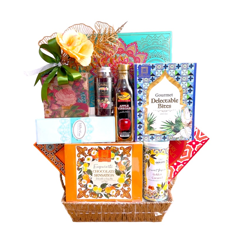 Raya Hamper | Larrisa NEW Raya Hamper (Klang Valley Delivery Only)