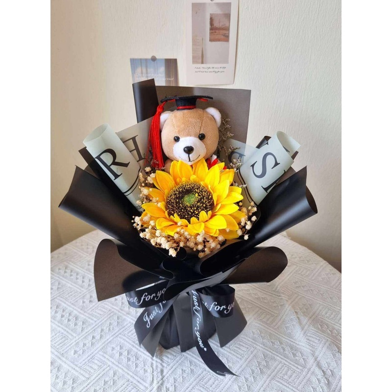 Elegant Black Artificial Sunflower Graduation Bouquet (West Malaysia Delivery Only)