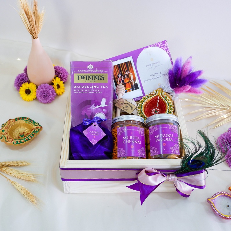 Celestial Tea & Treats Wooden Box ‘Hampers & Gifts’