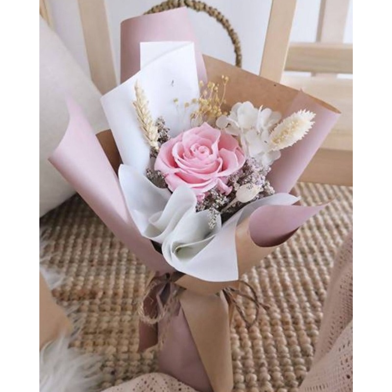 Valentine’s Day 2023 Jeannie (Preserved Flower Bouquet) | ( Klang Valley Delivery Only)