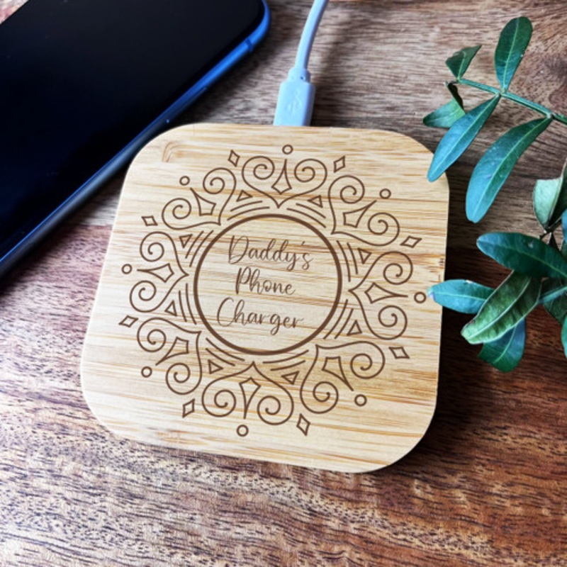 Fancy Circle Border Daddy’s Phone Charger Personalised Square Phone Charger Pad – The Card Zoo