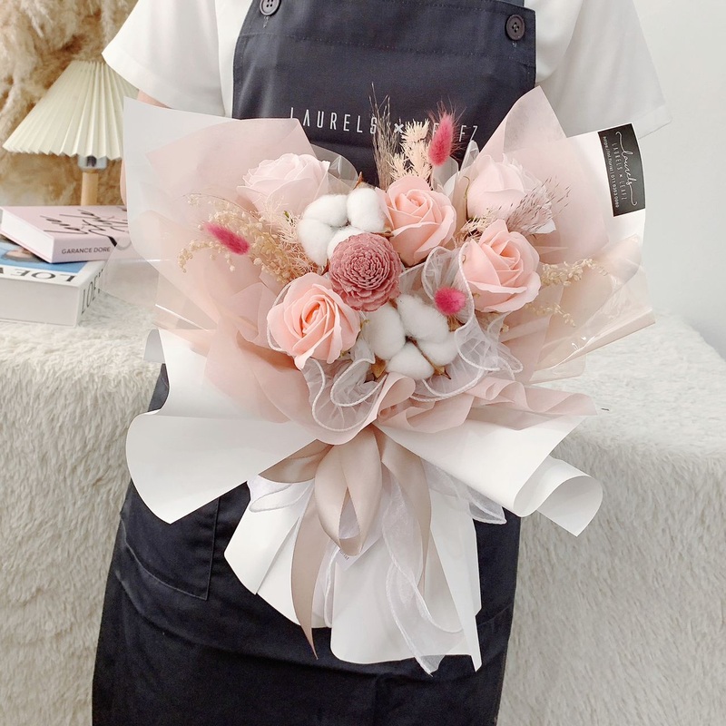 QiXi Angels Wings Artificial Soap Flower Bouquet (Johor Bahru Delivery Only)