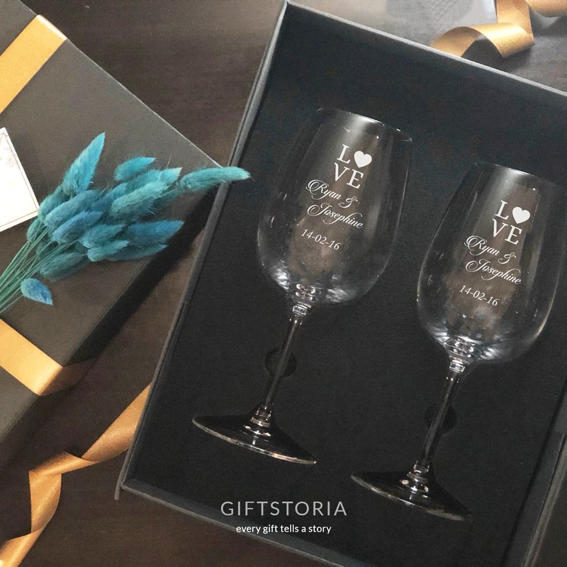 Personalized Wine Glass Set 15oz (Design CG01) | Nationwide Delivery