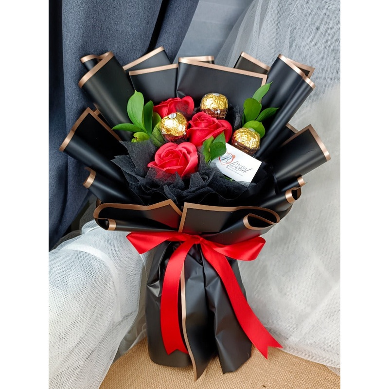 Soap Rose With Ferrero Rocher Bouquet (Artificial Flower) | (Klang Valley Delivery Only)