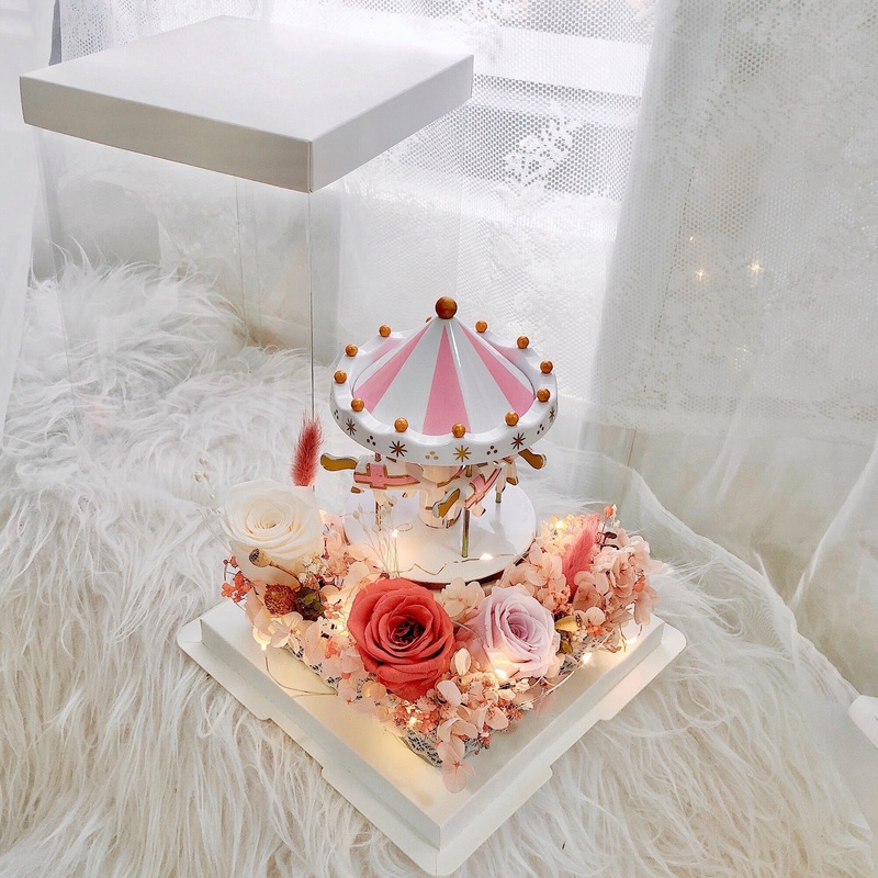 Merry Go Round Preserved Flower (Pink)