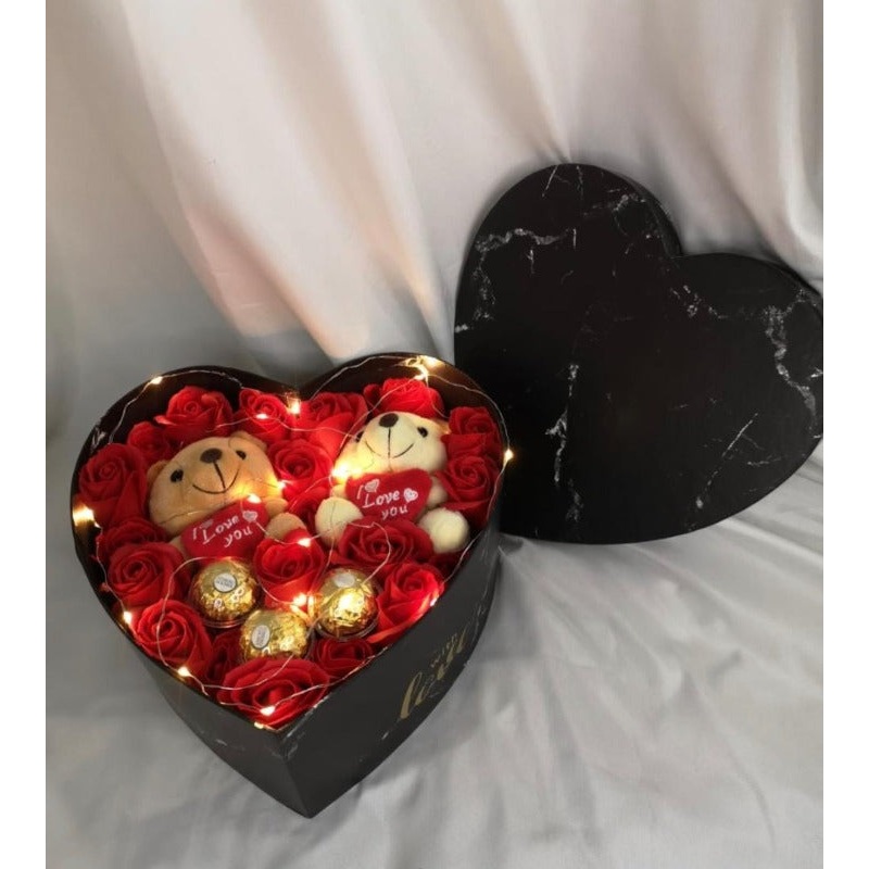 Valentine’s Day 2023 Heart with Couple Bear (Soap Flower) (Klang Valley Delivery Only)