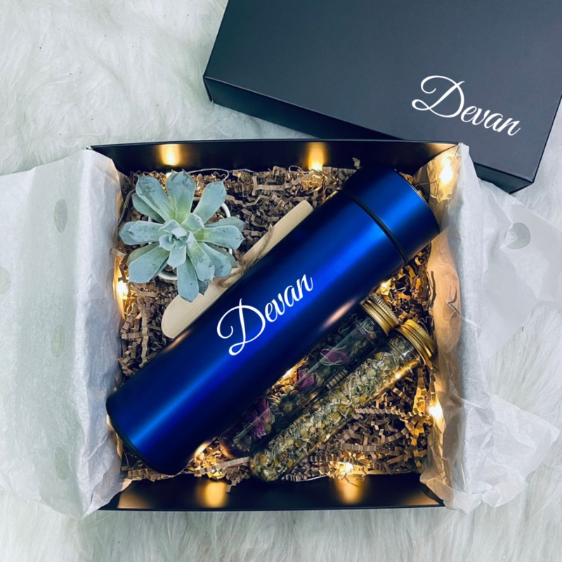 You are My Sunshine Personalised Digital LED Temperature Display Thermos Flask Bottle, Lively Succulent Plant In Pot, Flower Tea Jars/Tubes Gift Set (Klang Valley Delivery)