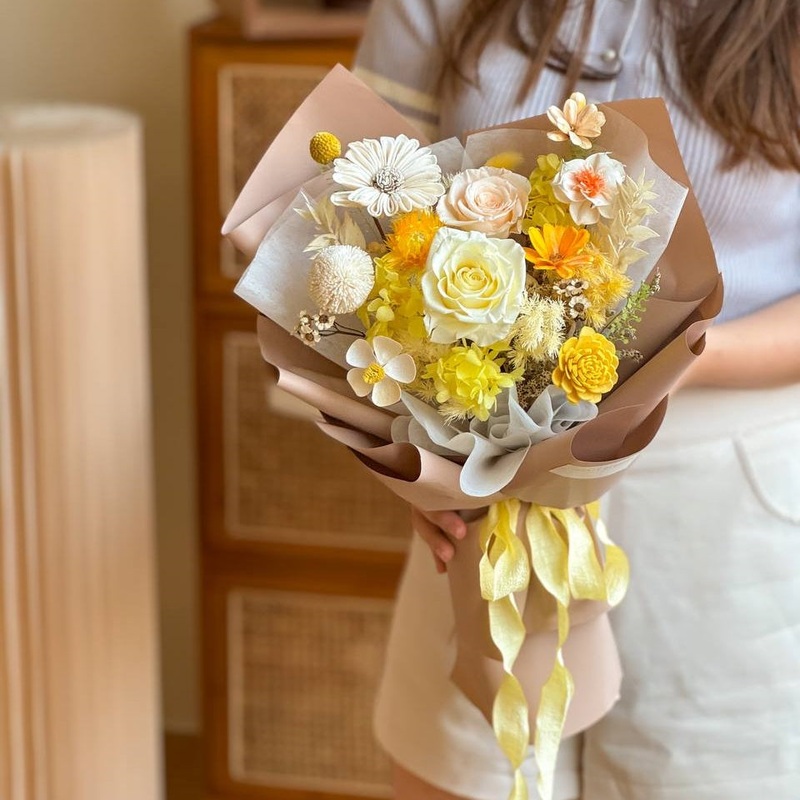 Axel Preserved Flower Bouquet  (Klang Valley Delivery Only)