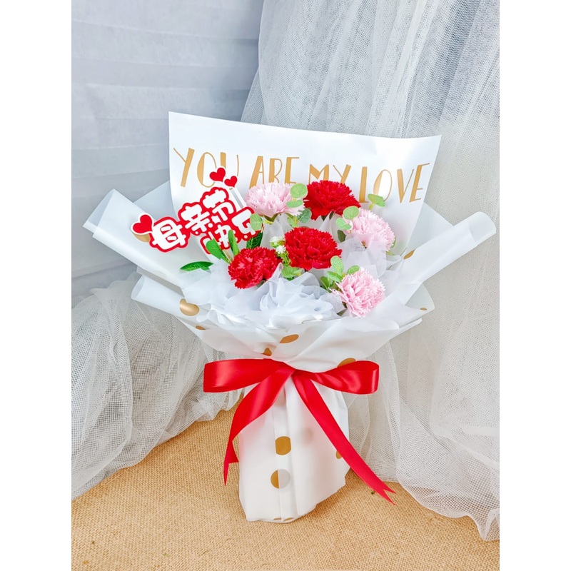 Red & Pink Artificial Soap Carnation Flower Bouquet (Klang Valley Delivery Only)