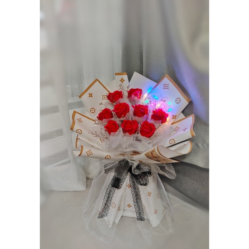 9 Soap Roses With Special Love Led (Ipoh Delivery Only)