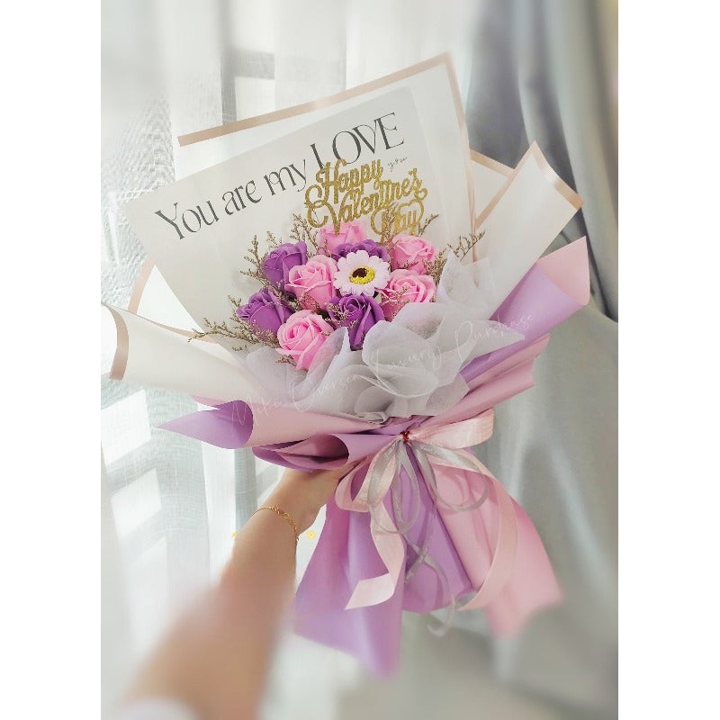 9 Soap Roses With Purple Soap Daisy (Ipoh Delivery Only)